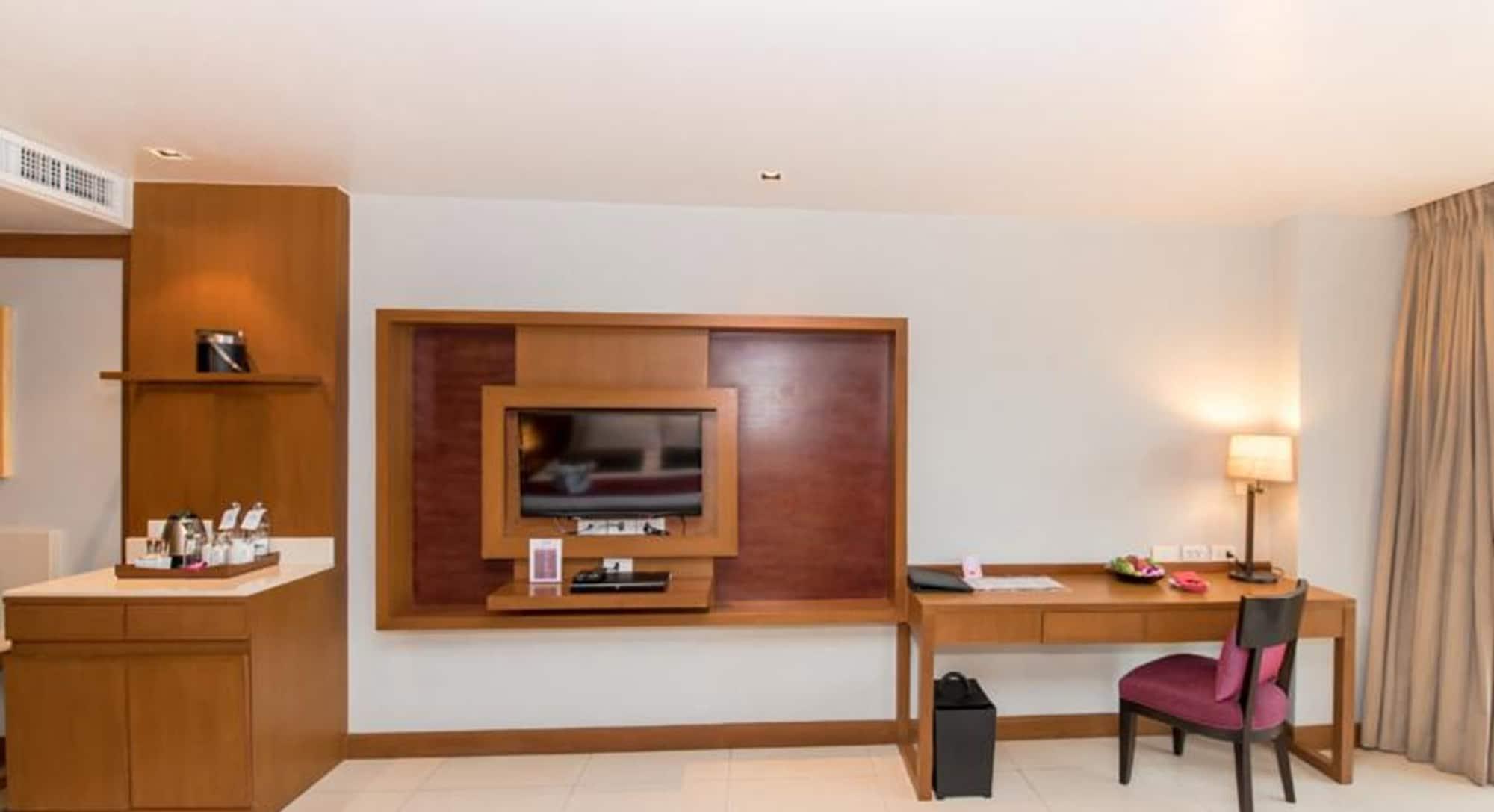 Ashlee Hub Hotell Patong